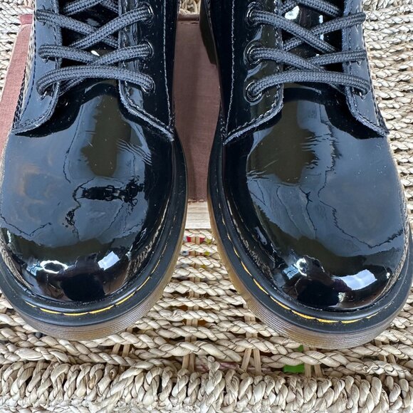 Dr. Martens 1460 J Patent Lamper Lace Up Boot Black Sz L5, M4 NWOB - Picture 3 of 15